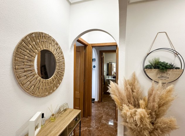 Wiederverkauf - Wohnung - Guardamar del Segura
