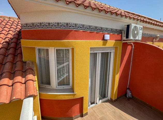 Reventa - Casa adosada - Orihuela Costa - La Regia
