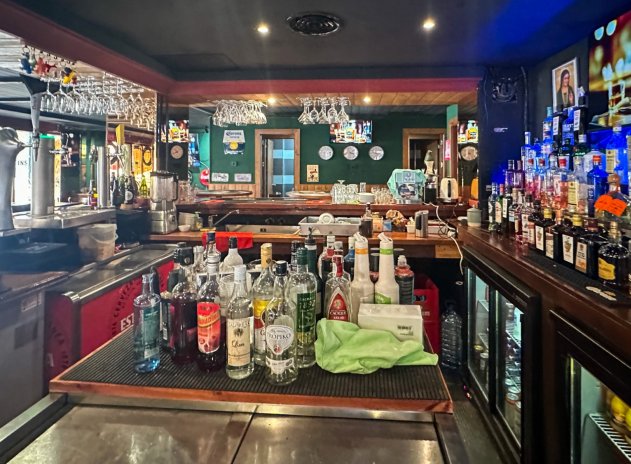 Herverkoop - Commercieel - Torrevieja - Playa del Cura