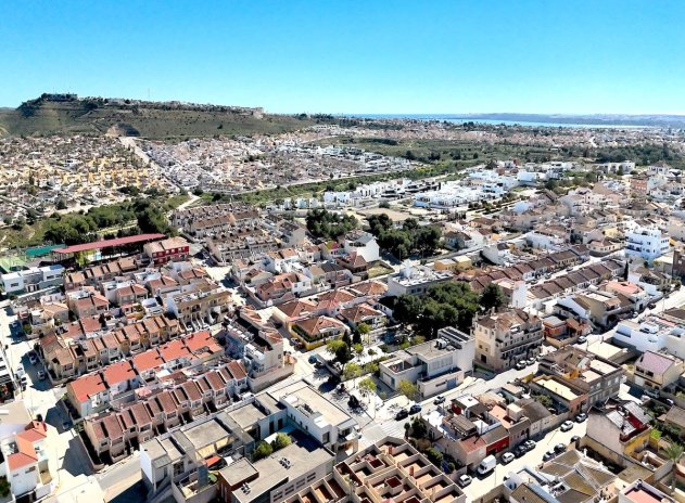 Reventa - Casa adosada - Benijofar