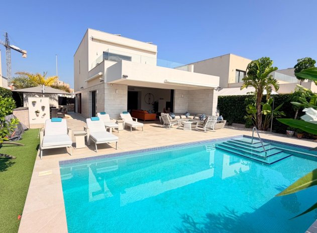 Herverkoop - Villa - Los Montesinos - Los Montesinos - Urb. La Herrada
