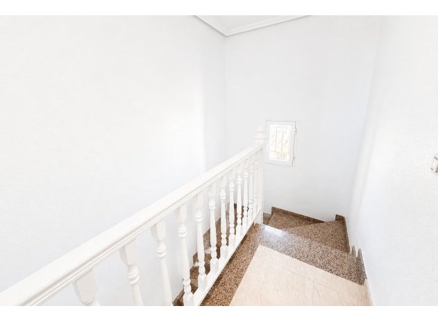 Herverkoop - Rijwoning - Campoamor