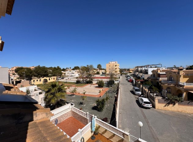 Herverkoop - Rijwoning - Campoamor