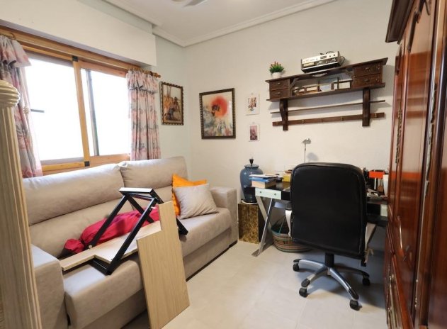 Herverkoop - Appartement - Torrevieja - Acequion