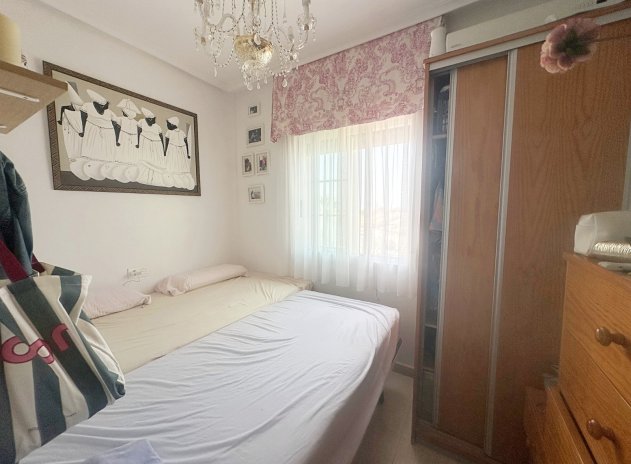 Wiederverkauf - Wohnung - Torrevieja - Aguas Nuevas