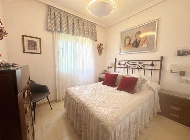 Wiederverkauf - Wohnung - Torrevieja - Aguas Nuevas