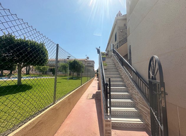 Wiederverkauf - Wohnung - Torrevieja - Aguas Nuevas