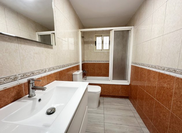 Wiederverkauf - Wohnung - Torrevieja