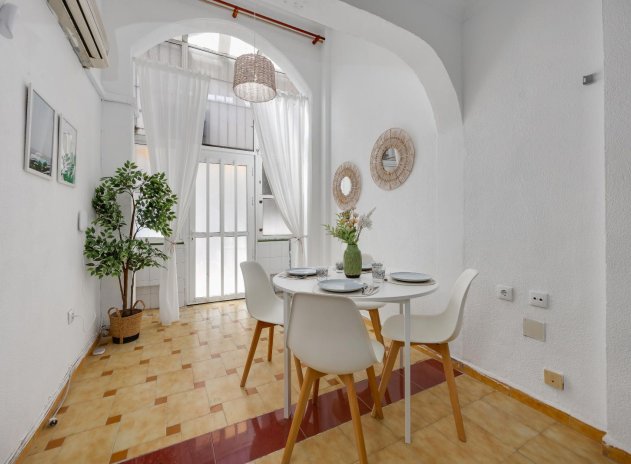 Wiederverkauf - Wohnung - Torrevieja - Playa del Cura