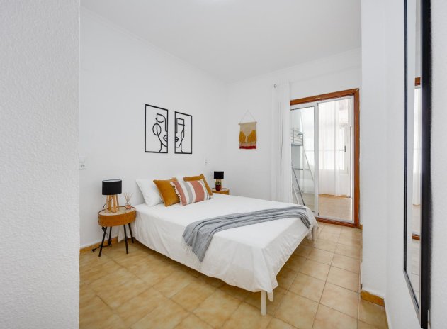 Wiederverkauf - Wohnung - Torrevieja - Playa del Cura