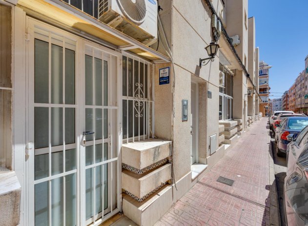 Wiederverkauf - Wohnung - Torrevieja - Playa del Cura