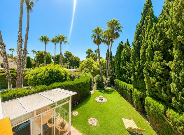 Reventa - Villa - Villamartin - Villamartín