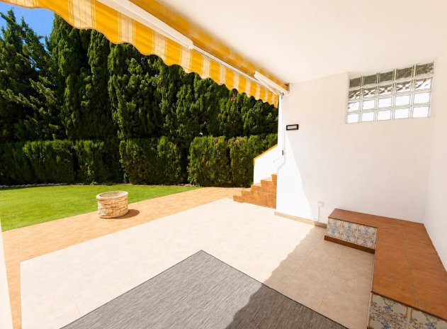Reventa - Villa - Villamartin - Villamartín