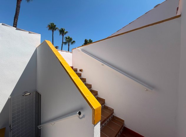 Reventa - Villa - Villamartin - Villamartín