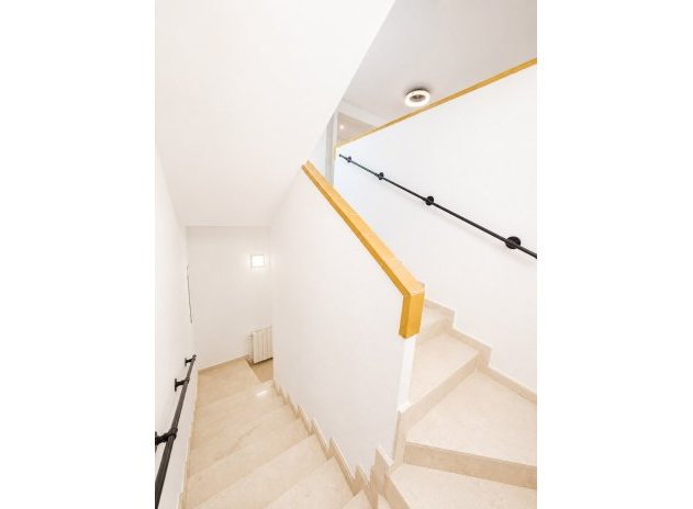 Reventa - Villa - Villamartin - Villamartín