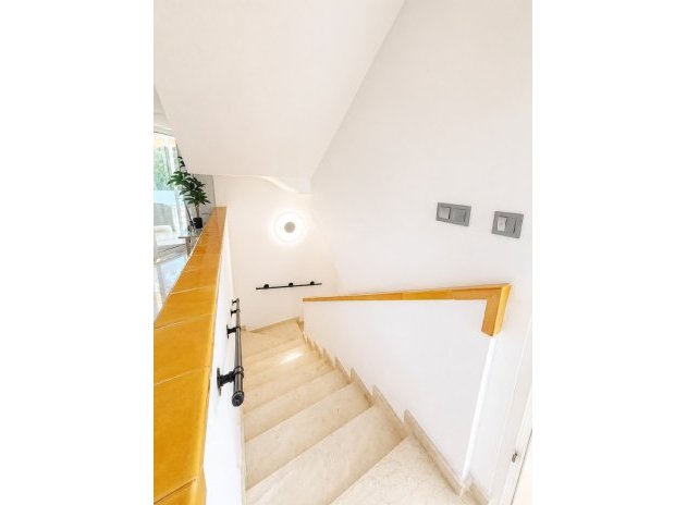 Reventa - Villa - Villamartin - Villamartín