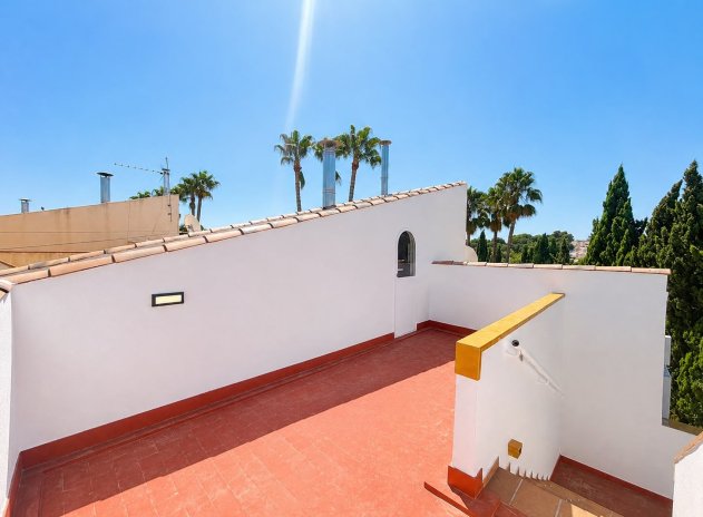 Reventa - Villa - Villamartin - Villamartín