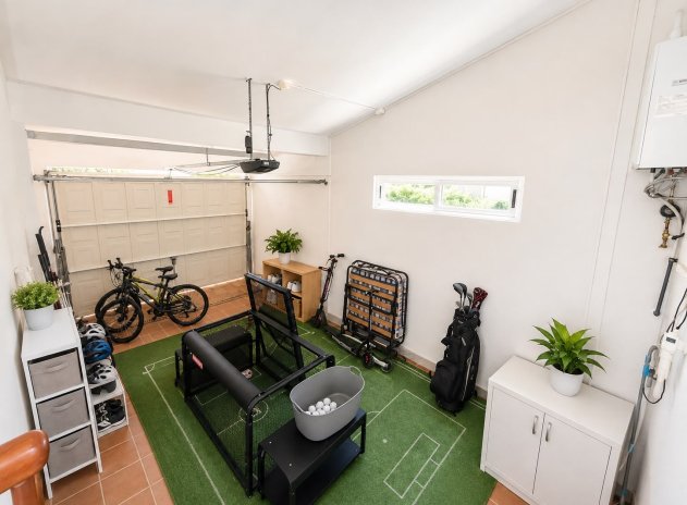 Reventa - Villa - Villamartin - Villamartín