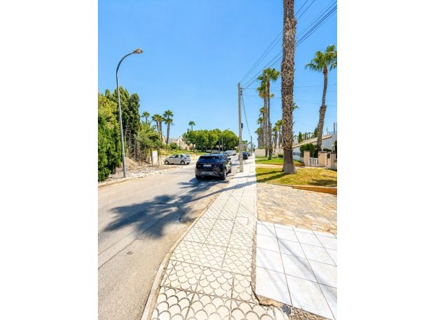 Reventa - Villa - Villamartin - Villamartín