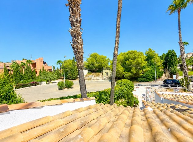 Reventa - Villa - Villamartin - Villamartín