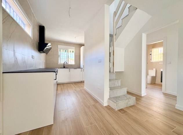 Reventa - Villa - Orihuela - Los Balcones