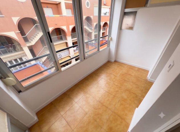Herverkoop - Appartement - Torrevieja - La Mata
