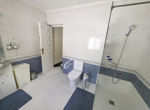Reventa - Villa - Torrevieja