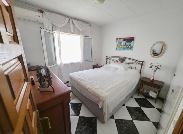 Reventa - Villa - Torrevieja