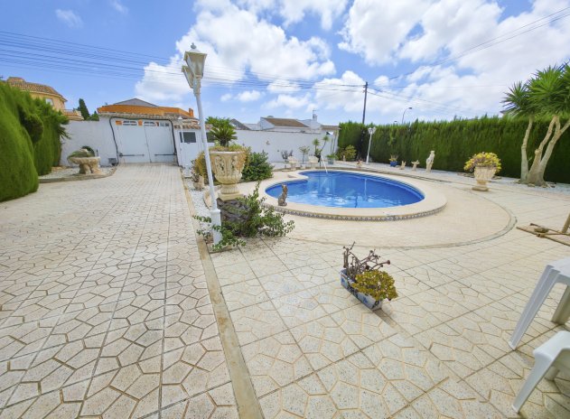 Reventa - Villa - Torrevieja