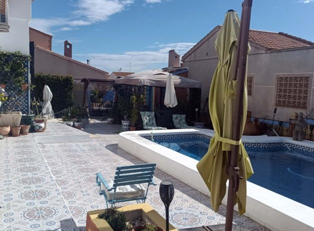 Reventa - Villa - Orihuela - La Florida