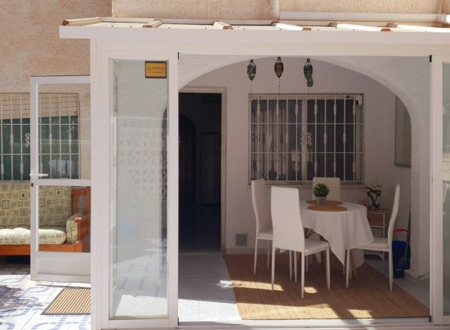 Wiederverkauf - Bungalow - Groundfloor - Torrevieja - Cabo cervera