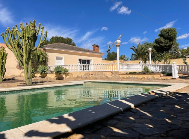 Wiederverkauf - Villa - Orihuela Costa - Villamartín