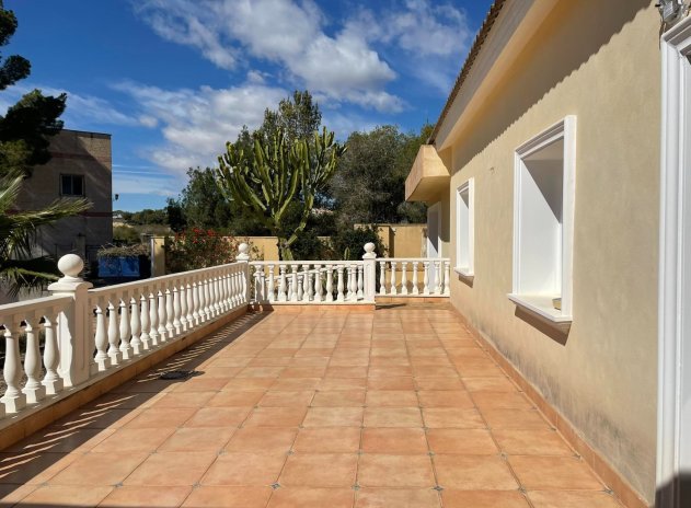 Reventa - Villa - Orihuela Costa - Villamartín