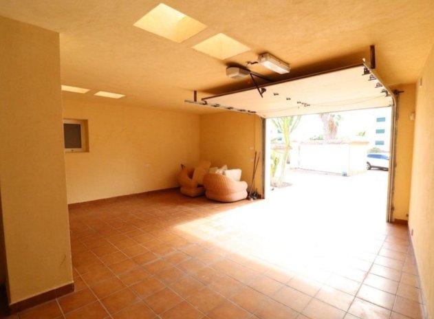 Resale - Villa - Orihuela Costa - Villamartín