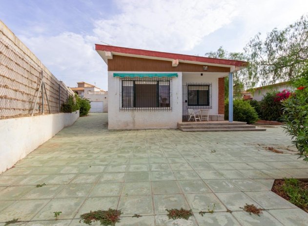 Resale - Villa - Torrevieja - Cabo cervera