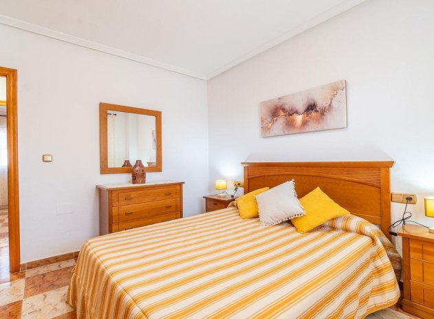 Reventa - Apartamento / piso - Orihuela Costa - Montezenia