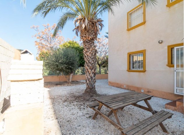 Wiederverkauf - Wohnung - Orihuela Costa - Montezenia