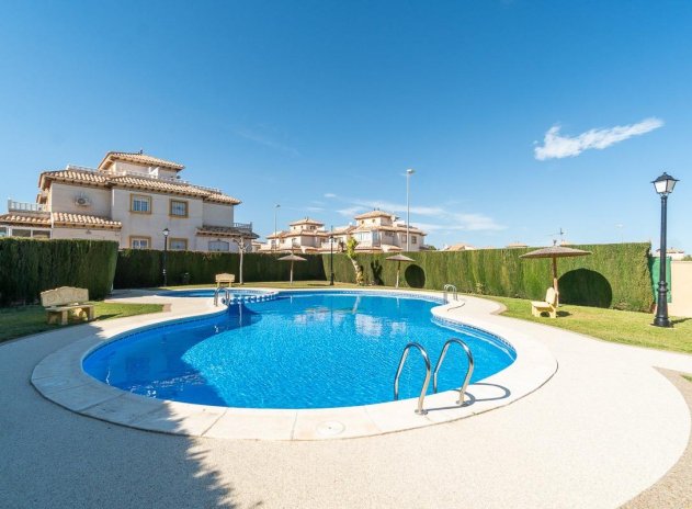 Resale - Apartment / flat - Orihuela Costa - Montezenia