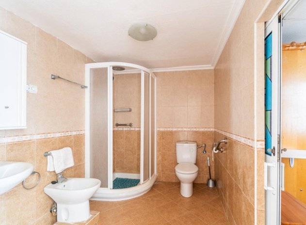 Resale - Apartment / flat - Torrevieja - Playa de los Naufragos