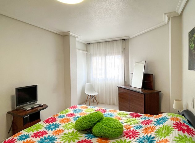 Resale - Apartment / flat - Torrevieja - El Acequión - Los Náufragos