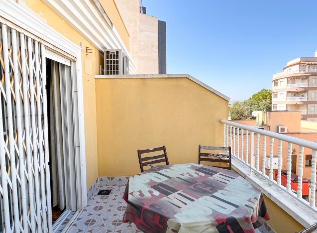 Resale - Apartment / flat - Torrevieja - Torrelamata