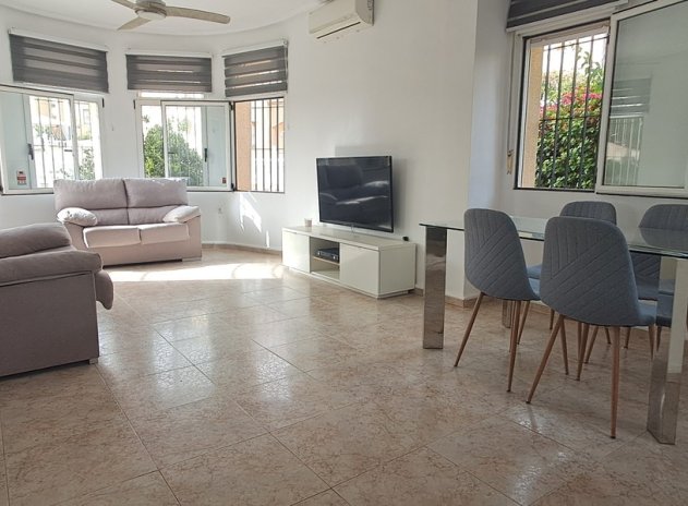 Resale - Villa * - Villamartin * - Villamartín * 