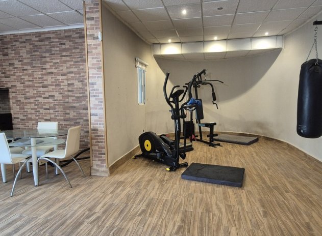 Resale - Villa * - Villamartin * - Villamartín * 