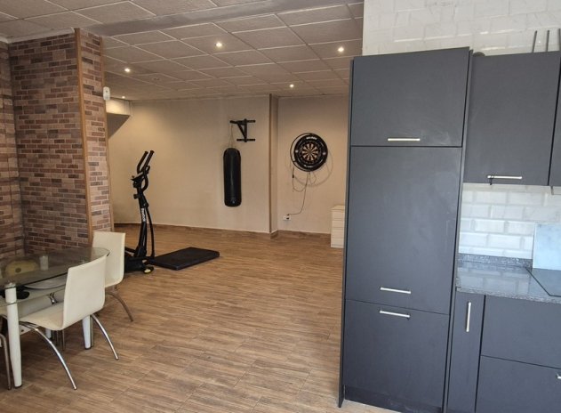 Resale - Villa * - Villamartin * - Villamartín * 