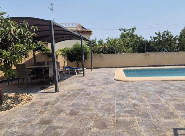 Resale - Villa * - Villamartin * - Villamartín * 