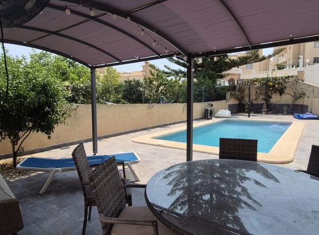 Resale - Villa * - Villamartin * - Villamartín * 