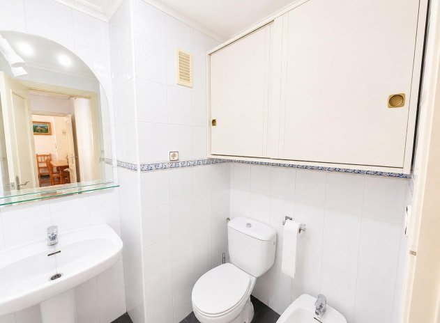 Herverkoop - Appartement - Torrevieja - Playa de los Locos