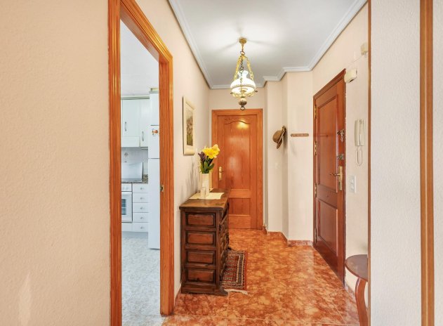Herverkoop - Appartement - Torrevieja - Playa del Cura