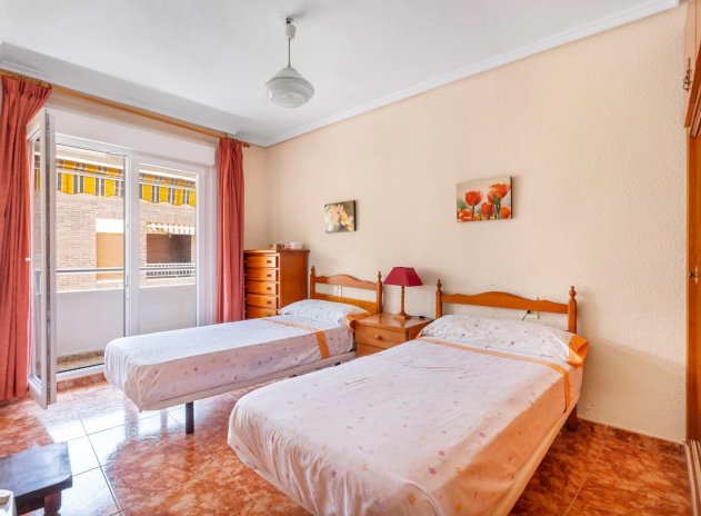 Herverkoop - Appartement - Torrevieja - Playa del Cura