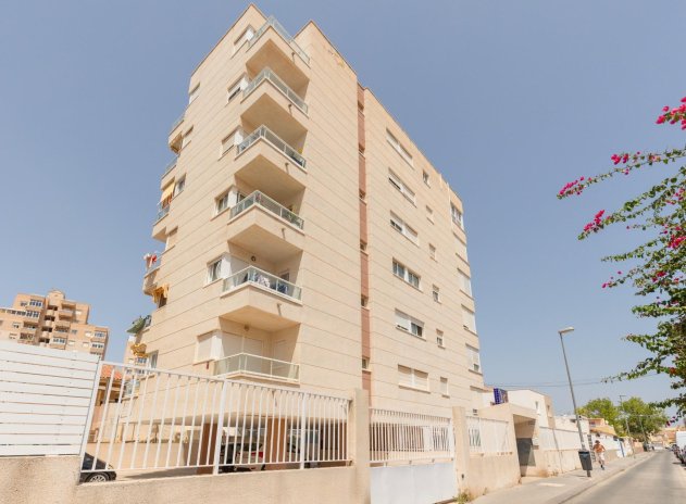 Reventa - Apartamento / Piso - Torrevieja